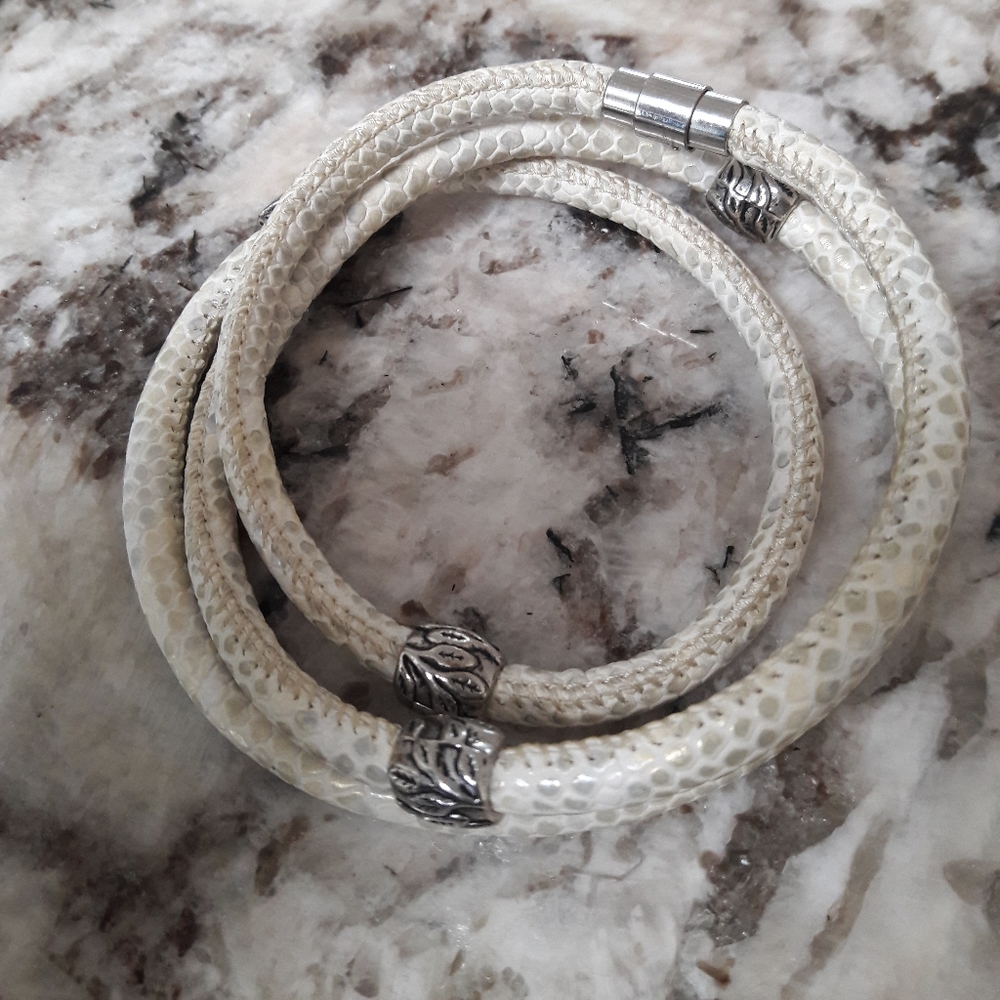 Leather wrap bracelet